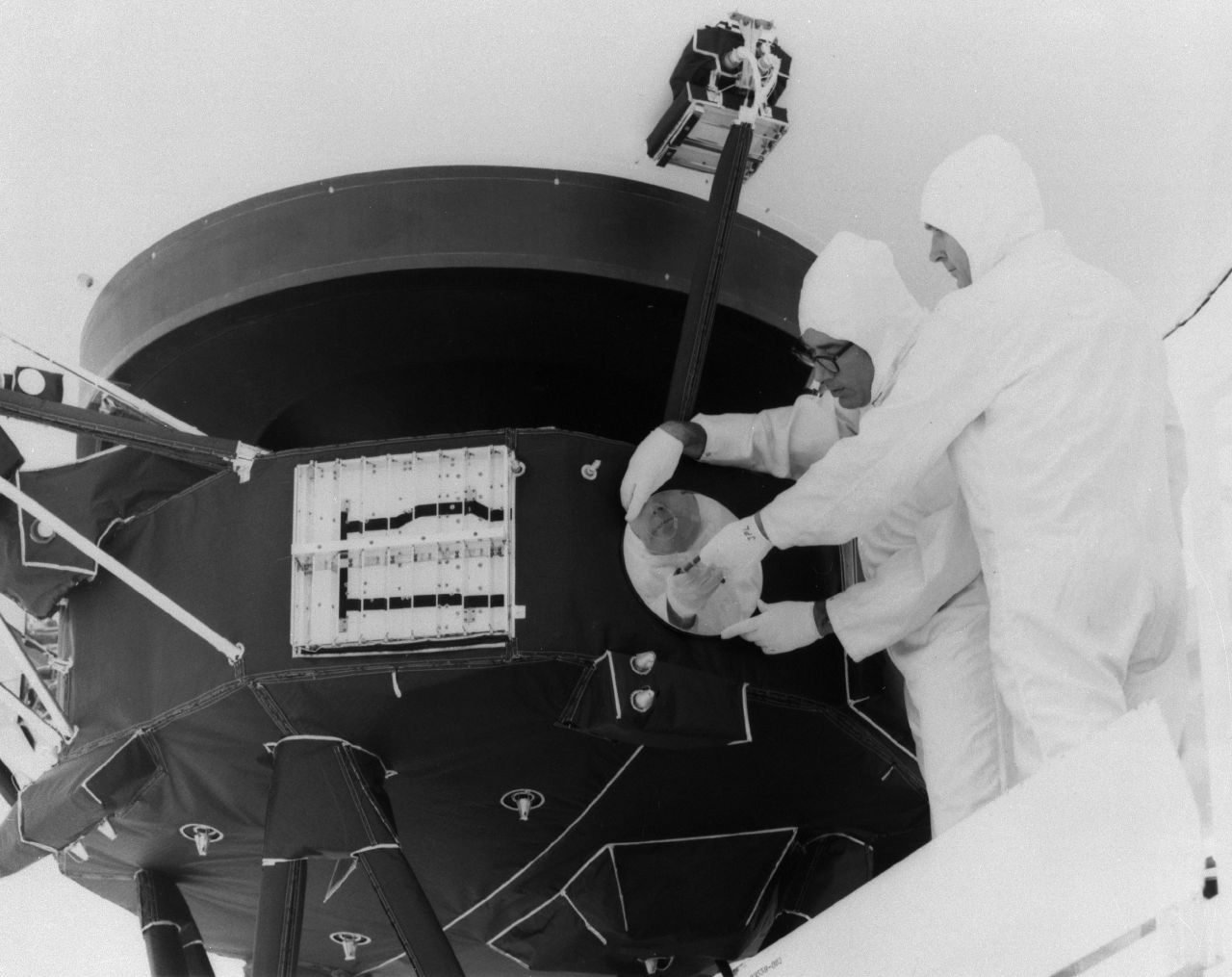 Mounting the Golden Record